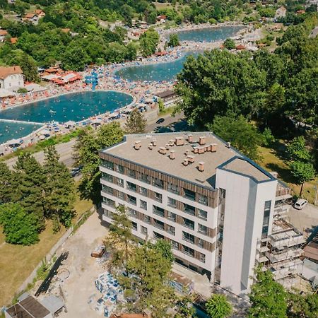 Muki Park Lake Тузла Екстериор снимка